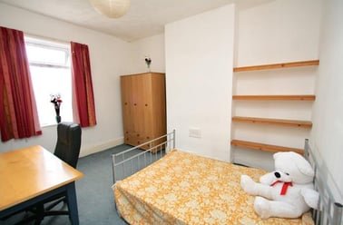 South Grove, Ardwick, Manchester - Image 2